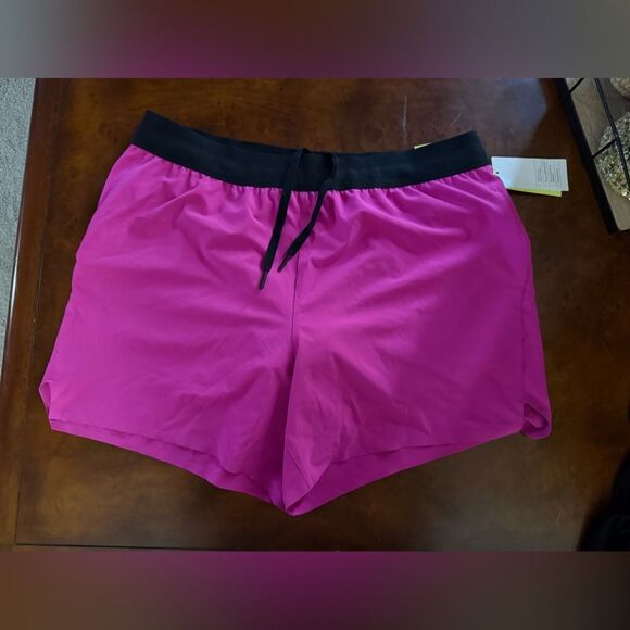 All In Motion Men's Lined Run Shorts 5" 3G8590 Hot Pink Black Teim NWT L - Picture 3 of 7